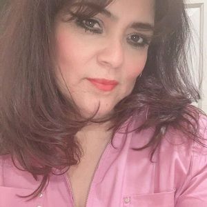 Meet your Posher, Claudia